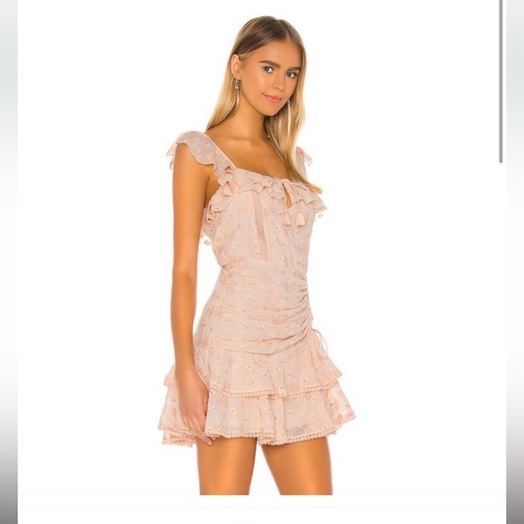 SAYLOR Dresses & Skirts - NWT Saylor Julianna dress